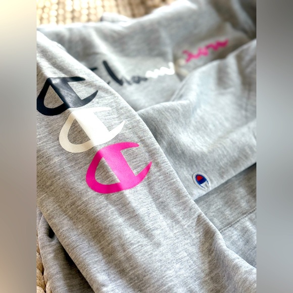 CHAMPION multi color logo hoodie - Picture 3 of 3